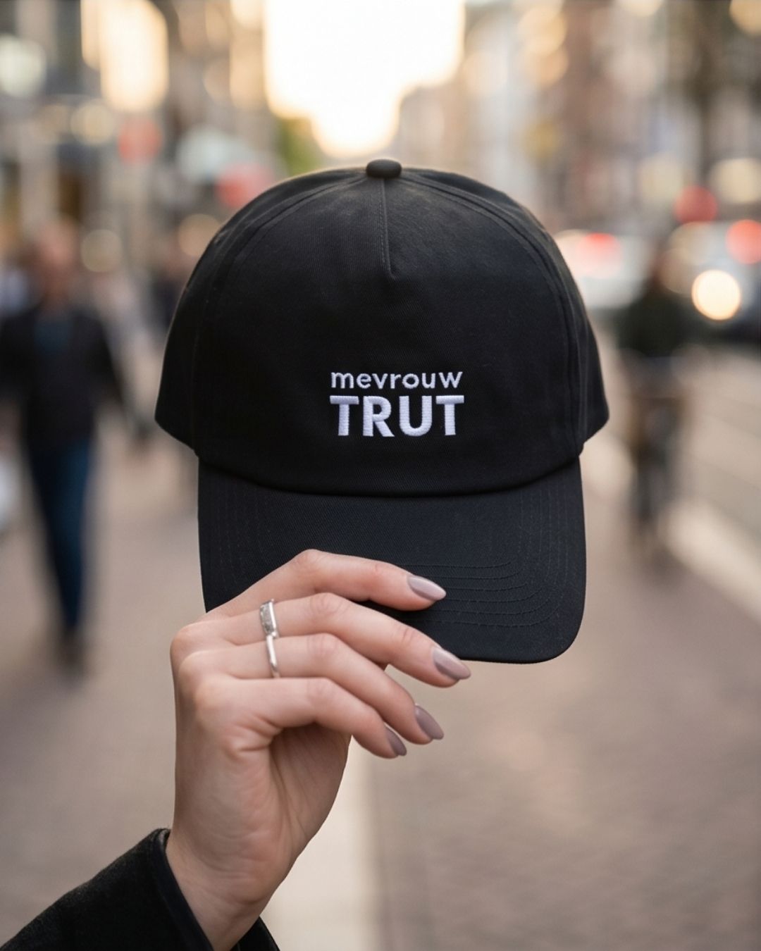 mevrouwtrut-cap